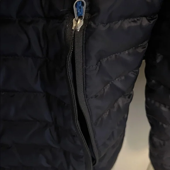 Eddie Bauer Men's Navy Puffer Jacket - Picture 11 of 13